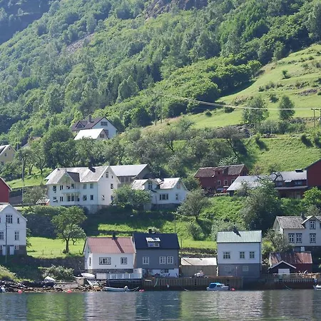 Gjestehus *